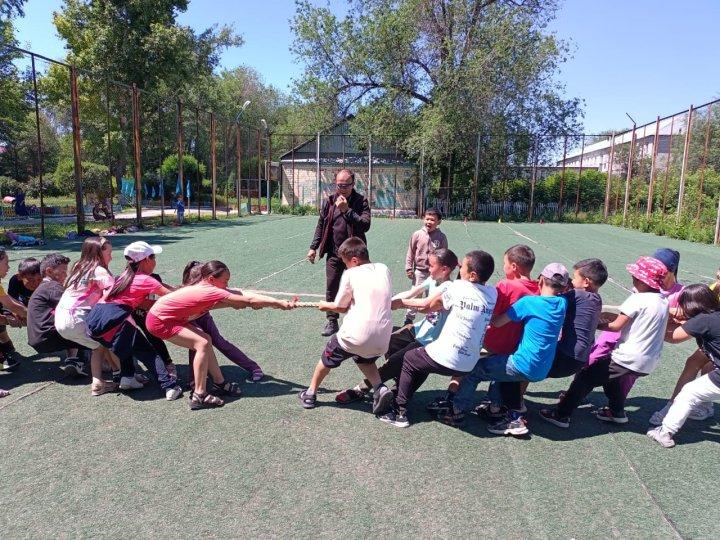 "Балалар игілігі үшін" акция аясында "Көңілді старт» эстафеталық жарыс
